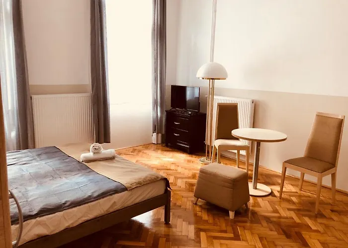Downtown Apartament